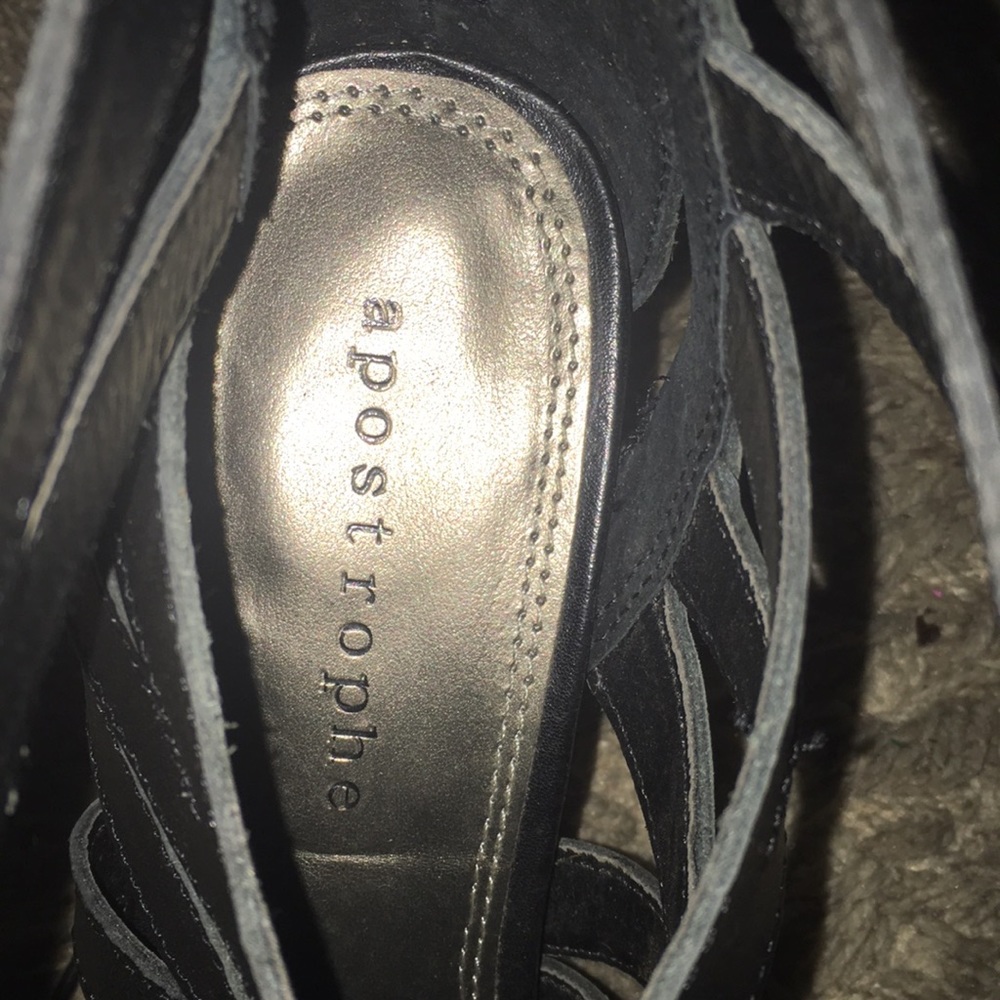 Shoes - Picture 11 of 11